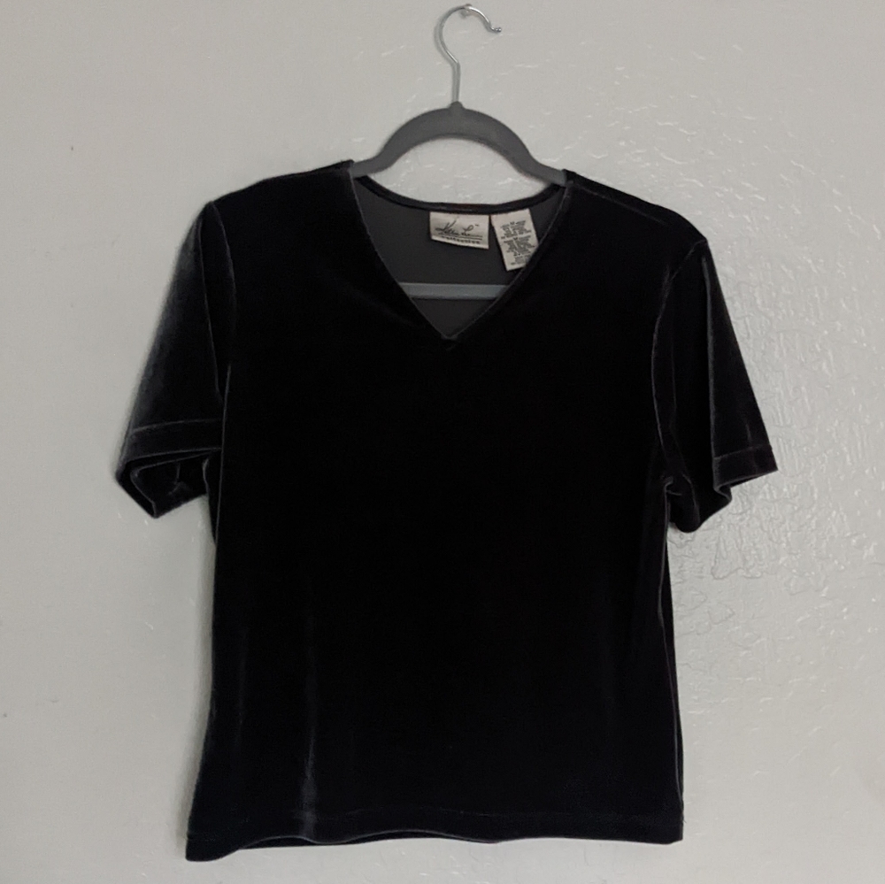 Velvet Tee - Picture 4 of 6